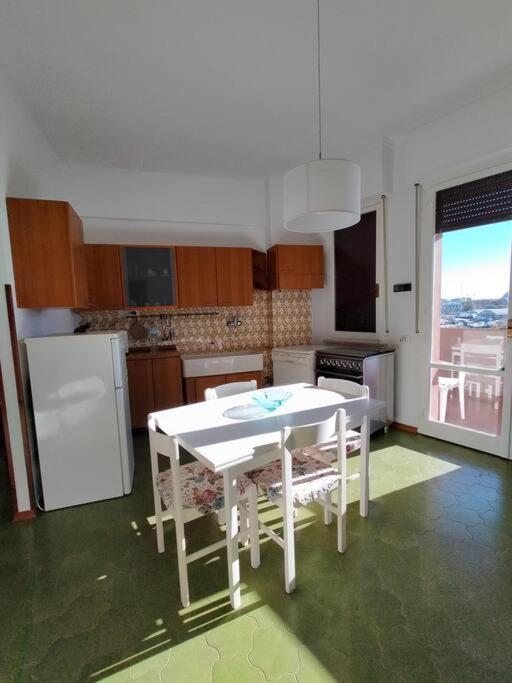 ペザロCasa Di Baiaアパートメント エクステリア 写真